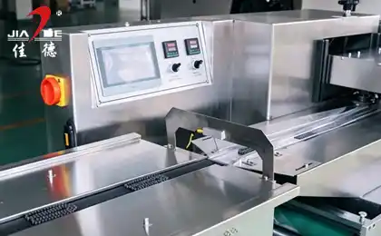 automatic cartoning machine for small batches and quick changeover